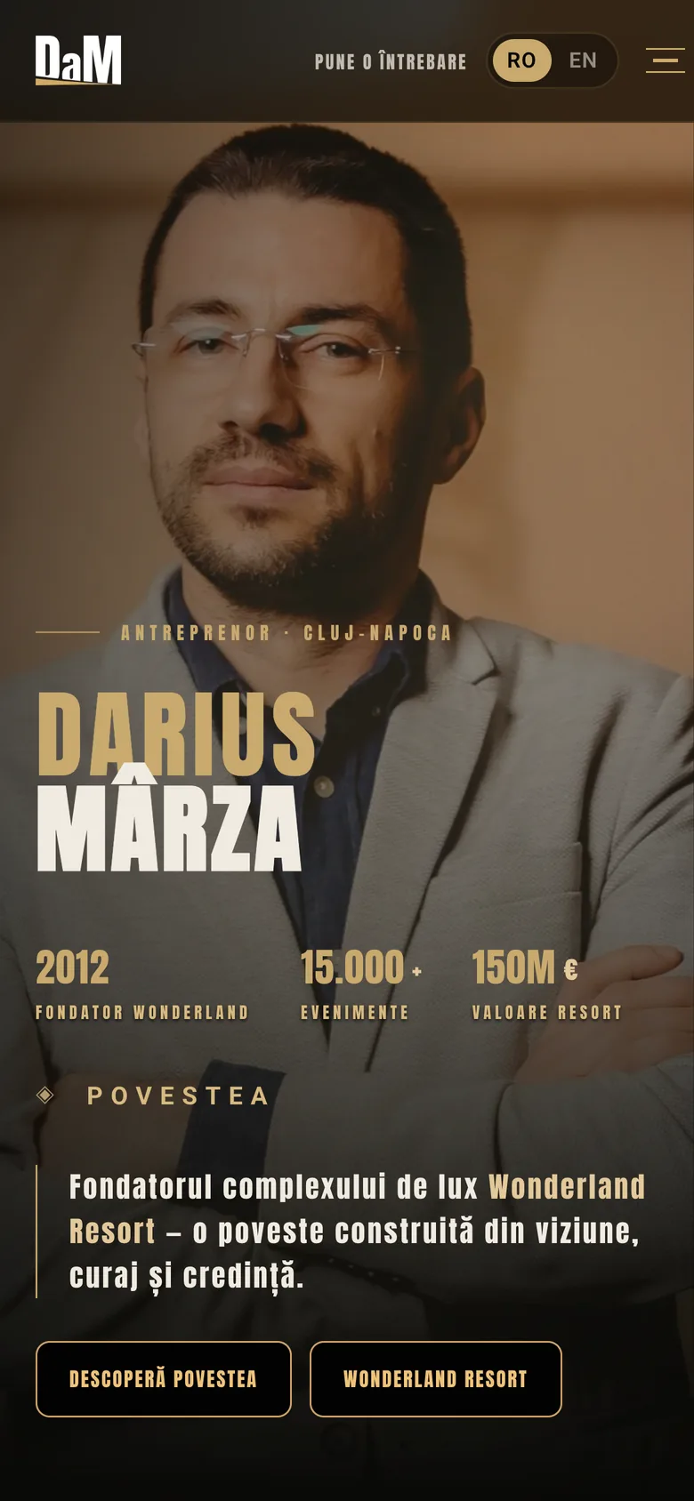 Darius Mârza site on a phone
